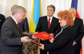 Signing of Agreement about strategic air transportations