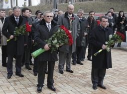 Leonid Chernovetsky and Yuriy Bogutskiy