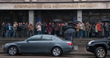 The Zaporozhia aluminium combine employees