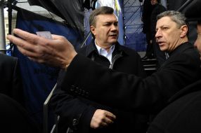 Viktor Yanukovich and Yury Boyko