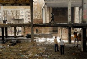 Tracers and paintball players