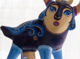 The black cow overcame all people