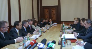 Timoshemko meets with the ambassadors of «G-7» countries