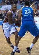 Пі Джей Таккер та Діжон Томпсон