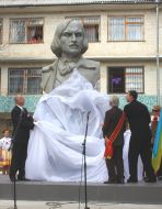  Monument to Nikolay Gogol’s Inauguration