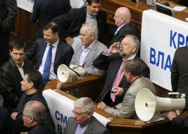 Peoples deputies from Party of regions block a tribune
