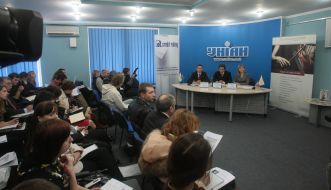 Stanislav Dubko, Oleg Aleshin and Nataliya Dotsenko-Belous