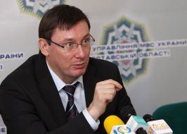 Yury Lutsenko