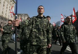 Участники акции ”Киев - территория свободная от продажной политики и хлама”