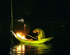 ”Crankiness on a water” street show