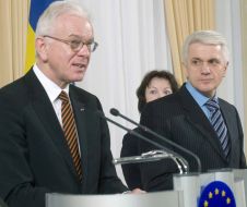 Vladimir Litvin and Hans-Gert Poettering