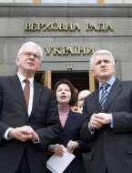 Vladimir Litvin and Hans-Gert Poettering