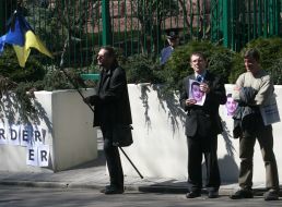 Picketing of the United States Embassy