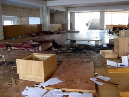 Moldavia parliament building raided hall