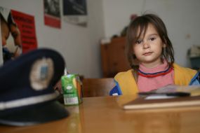 Girl which a father left in the bank «Nadra»