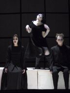 Премьера спектакля ”Гамлет”