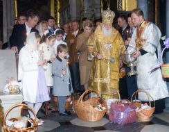 Easter divine service in St. Vladimir Cathedral