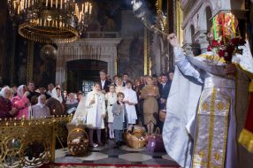Easter divine service in St. Vladimir Cathedral