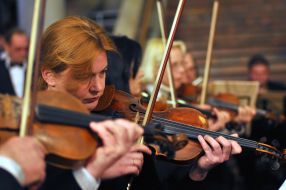 Violinists