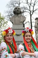Girls in the Ukrainian national suits
