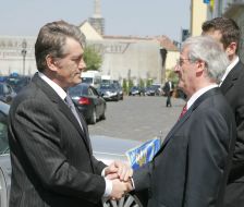 Viktor Yushchenko and Laslo Shoyom