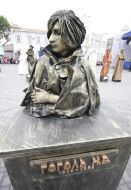 Livie Statue of Nkolay Gogol