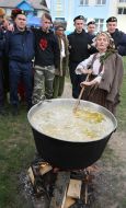 Olga Nalivayko cooks cossack kulesh