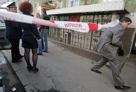 Співробітники слідчо-оперативної групи міліції