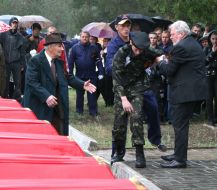 Перепоховання останків солдат