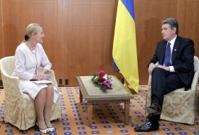 Viktor Yushchenko and Benita Ferrero-Waldner