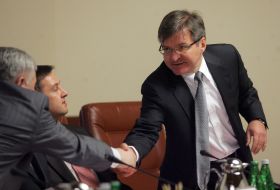 Grigory Nemyrya and Yury Yekhanurov