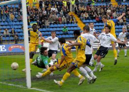 Vladimir Dishlenkovich skips a ball
