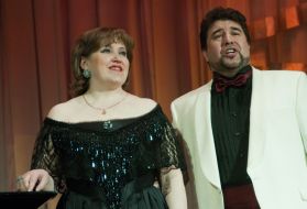 Roman Muravishkin and Larisa Rudakova