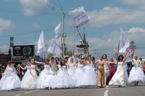 Brides parade in Zaporozhia