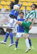 Evgueniy Tarasenko and Ismael Bangoura