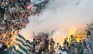 FC ”Karpaty” (Lvov) fans