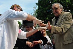 Vladimir Dashkevich and Aleksandr Ridny