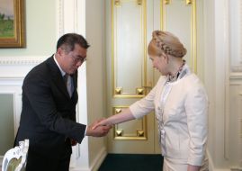 Yuliya Timoshenko and Yusian Chang