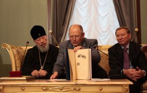 Metropolitan Vladimir, Nikolay Zhulinsky and Leonid Kuchma