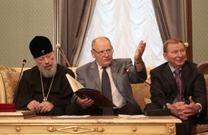 Metropolitan Vladimir, Nikolay Zhulinsky and Leonid Kuchma