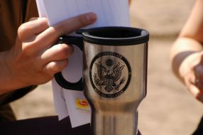Cup-thermos with representing the arm of USA