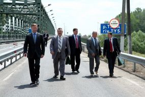 Anatoly Makarenko and Anatoly Serbaylo