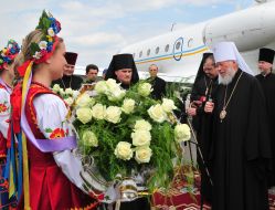 Metropolitan Vladimir  in the air-port of Zaporozhia