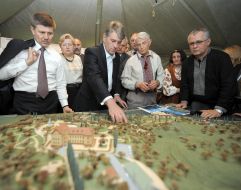 Viktor Yushchenko, vasily Vovkun, Ivan Vasyunik and Vera Ulyanchenko