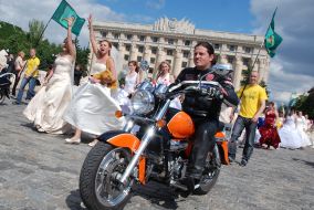 Brides