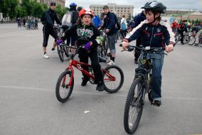 Велосипедисти