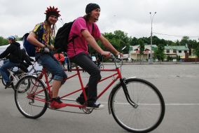 Велосипедисти