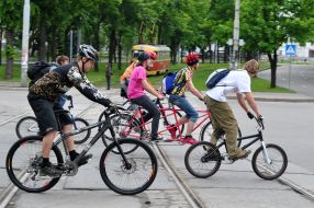 Велосипедисти