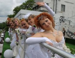 Brides