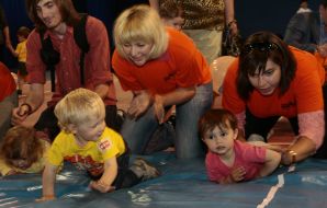 Родители готовят к старту своих детей